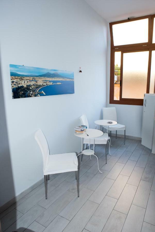B&B Le Isole 나폴리 외부 사진