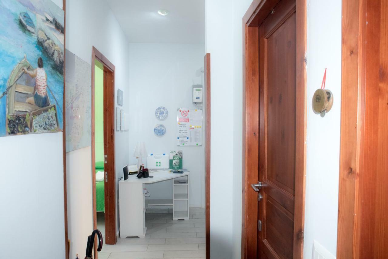 B&B Le Isole 나폴리 외부 사진
